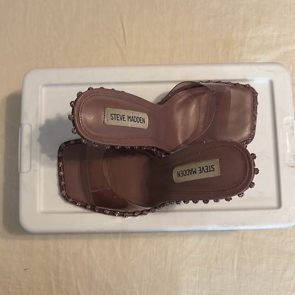 Steve Madden Heels - Picture 2 of 5